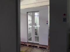 Energiebesparende 380V lucht douche tunnel met LED-verlichting en UV-lamp PLC-besturing