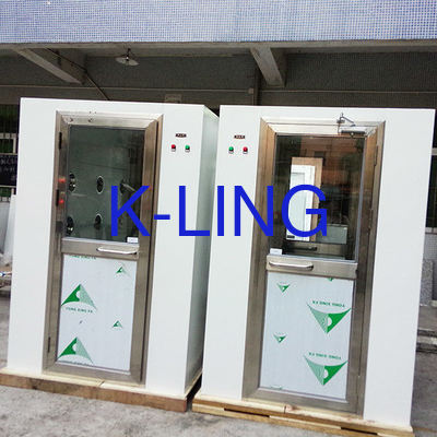 Capaciteit Luchtdouche van roestvrij staal met noodstopknop 1-2 personen Capaciteit 50Hz/60Hz Frequentie